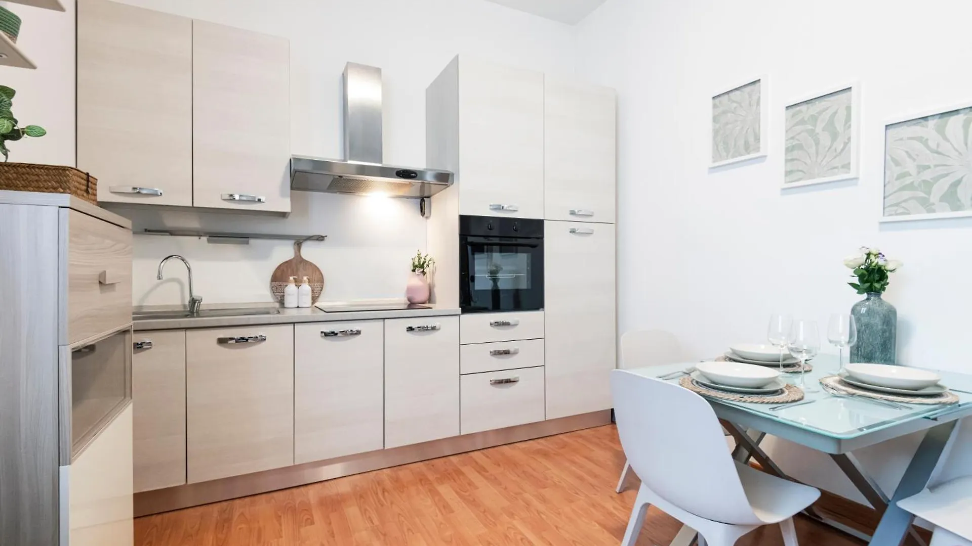 Cozy Apartament In Piazza 5 Giornate By Easylife ميلان شقة